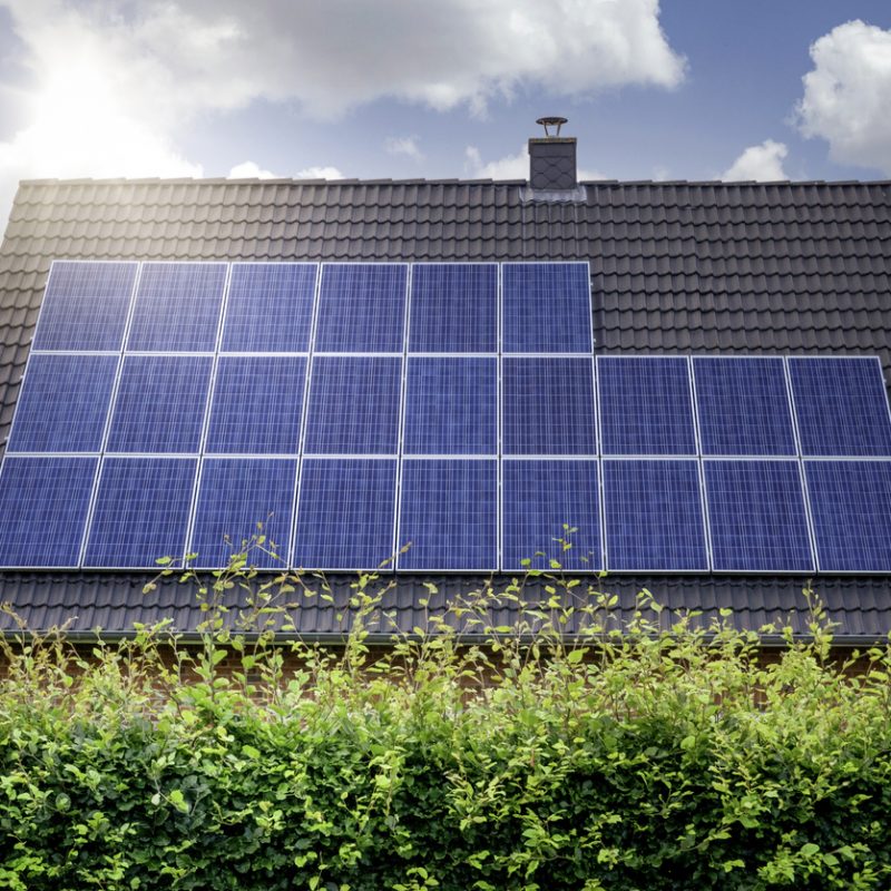 large-solar-panels-roof