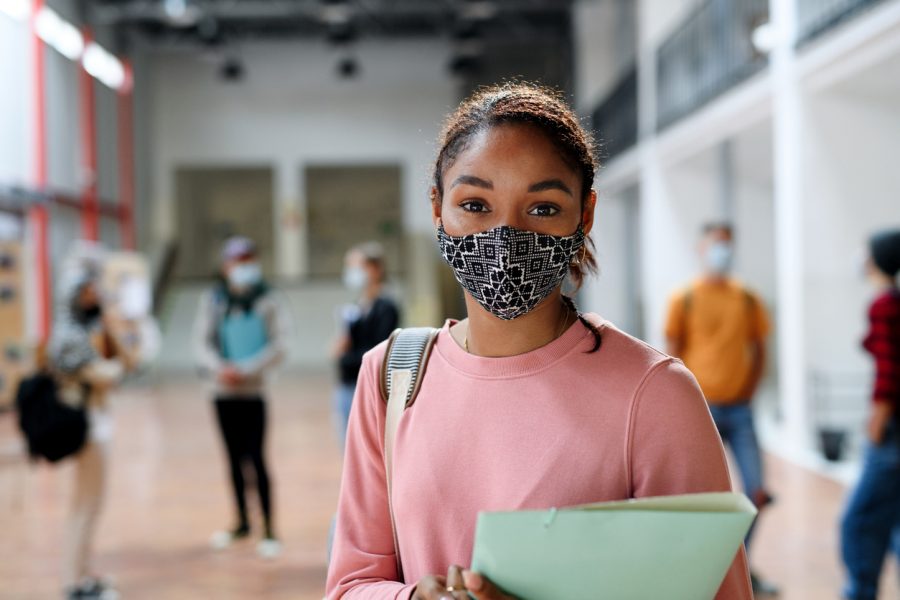 student-wearing-face-mask